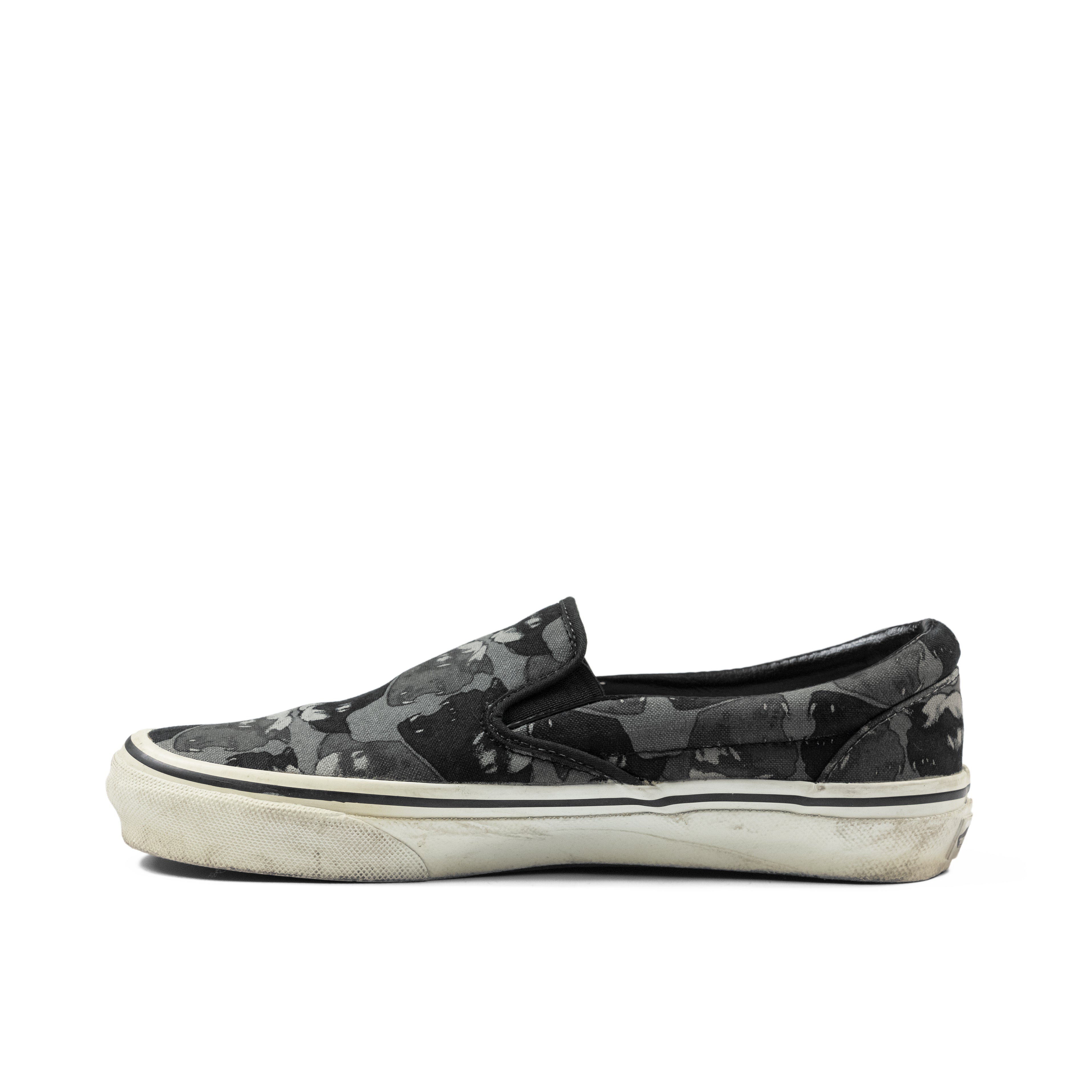 Undercover x Vans Dog Camo Slip-On Shoes - AW03 