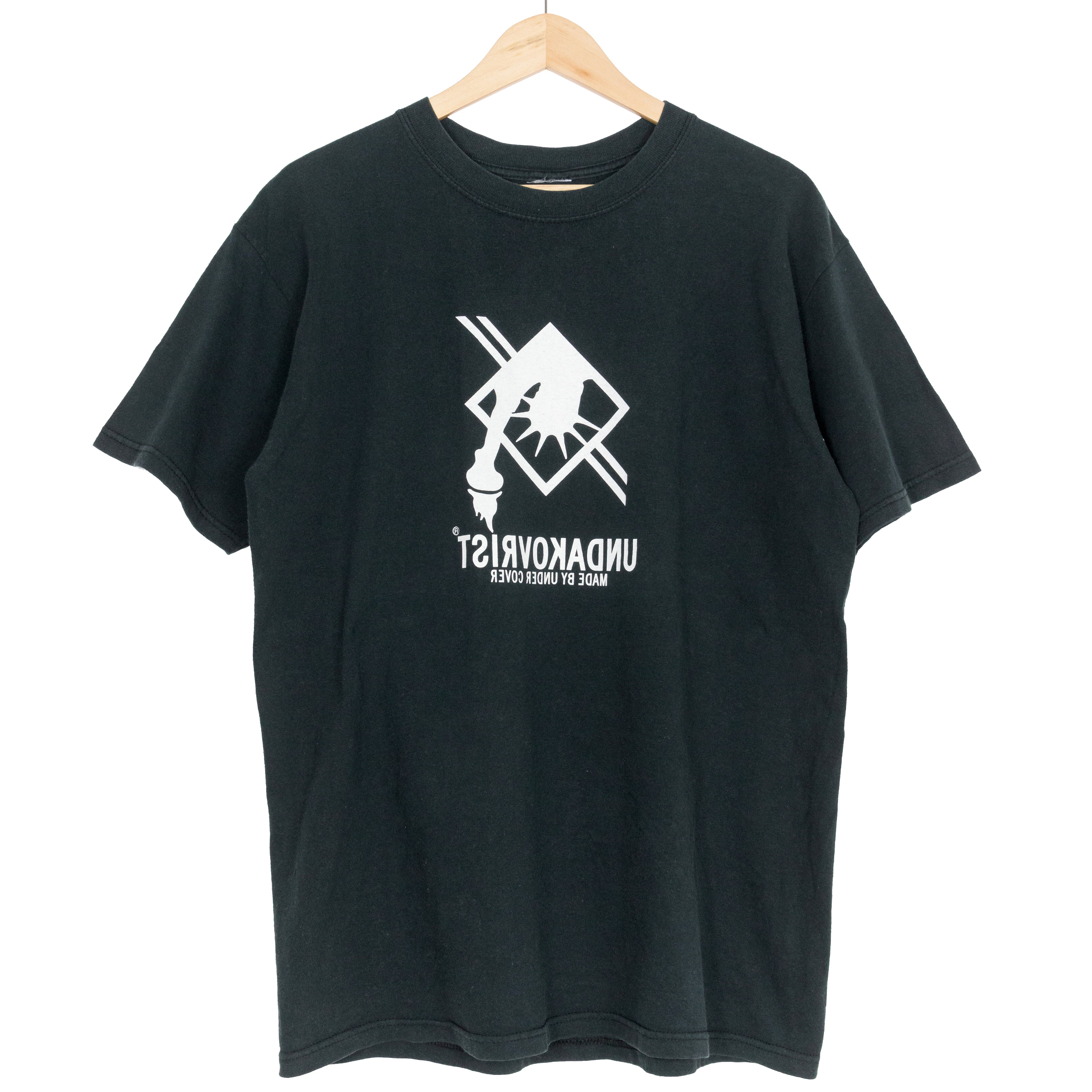 UNDERCOVER MEN LOGO PRINTED T-SHIRT - NOBLEMARS